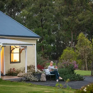 Bed & Breakfast Straw House Farm - Stanthorpe, Dalveen